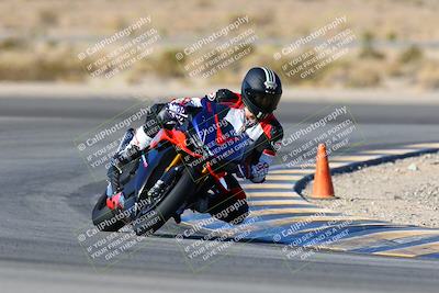 media/Jan-09-2022-SoCal Trackdays (Sun) [[2b1fec8404]]/Turn 11 (935am)/